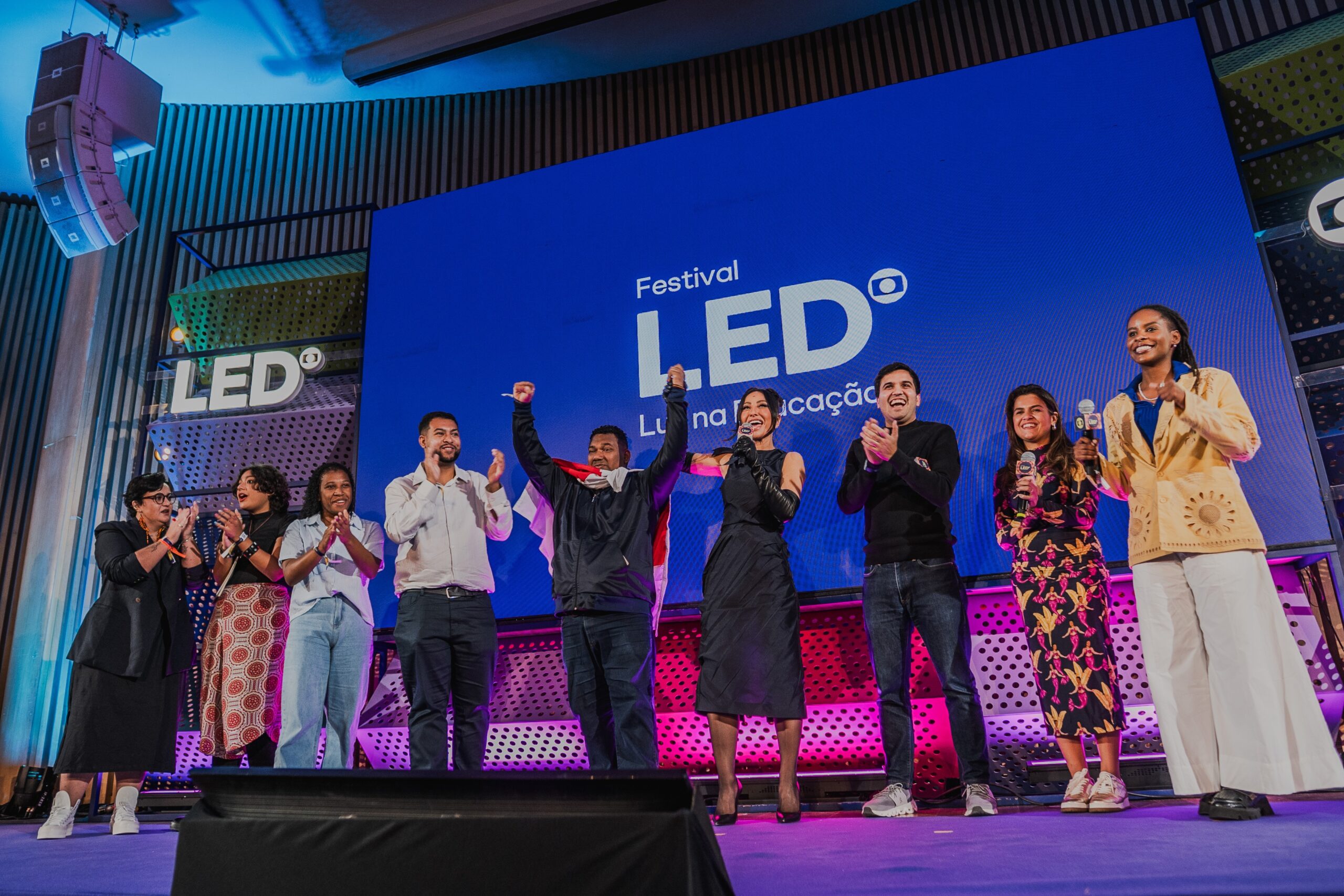 arpoador led25 blinia m d06 34