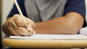 com lei de cotas mais pretos pobres indigenas e jovens de baixa renda optaram pelo ensino medio p